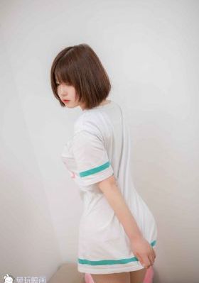 小苹果电影完整版免费观看韩剧_HD电视剧在线观看
