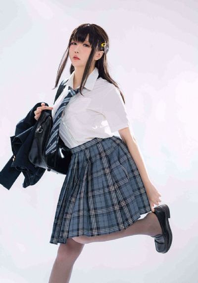 美丽的小蜜桃6_1080免费高清观看